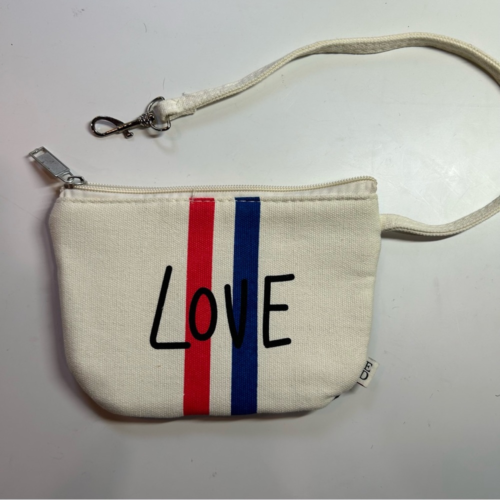 Ellen Degeneres LOVE clutch wristlet insulated dog treat bag.